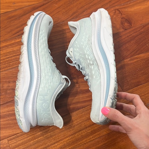 Hoka Shoes - HOKA Kawana